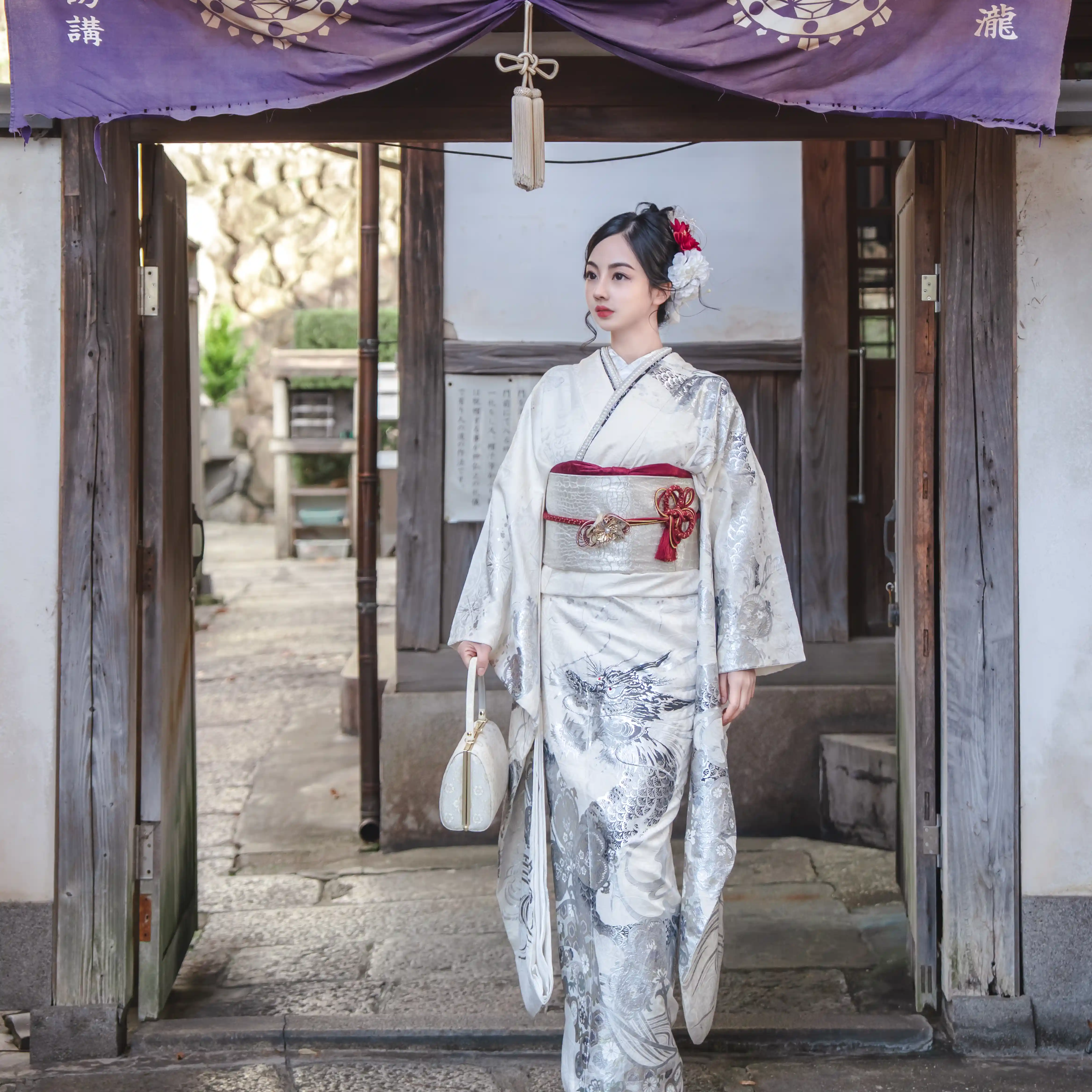 LUXURY FURISODE 8