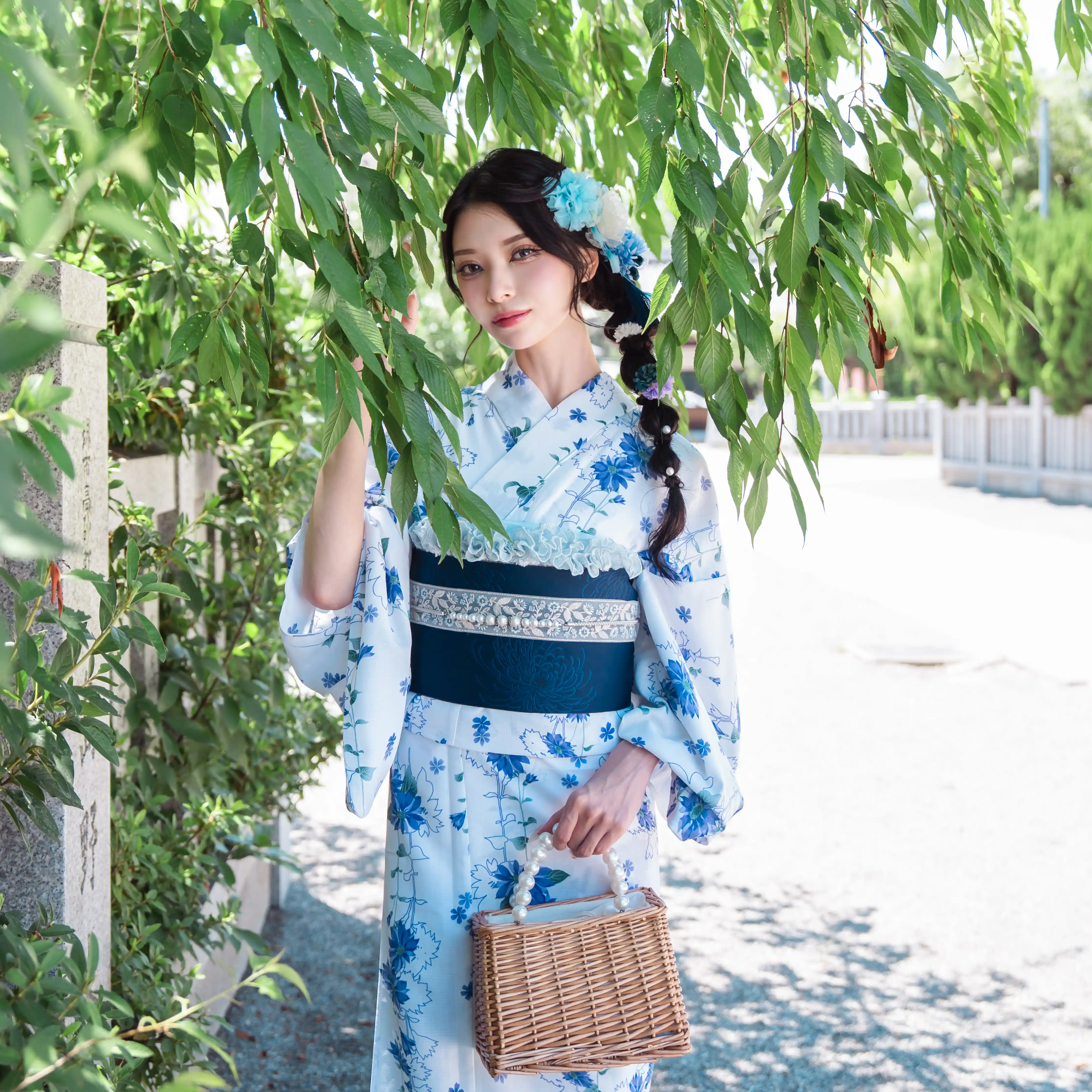 KIMONO 1