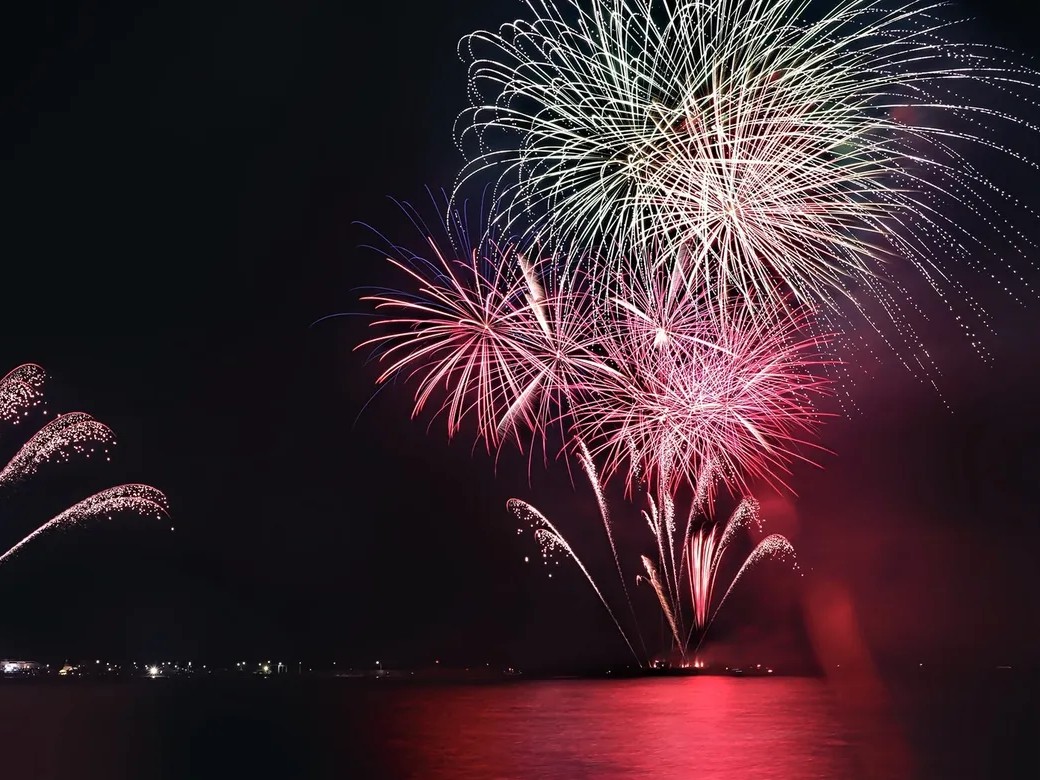  Experience Senshu Dream Fireworks in Osaka with KAWAII OSAKA Kimono Rental
